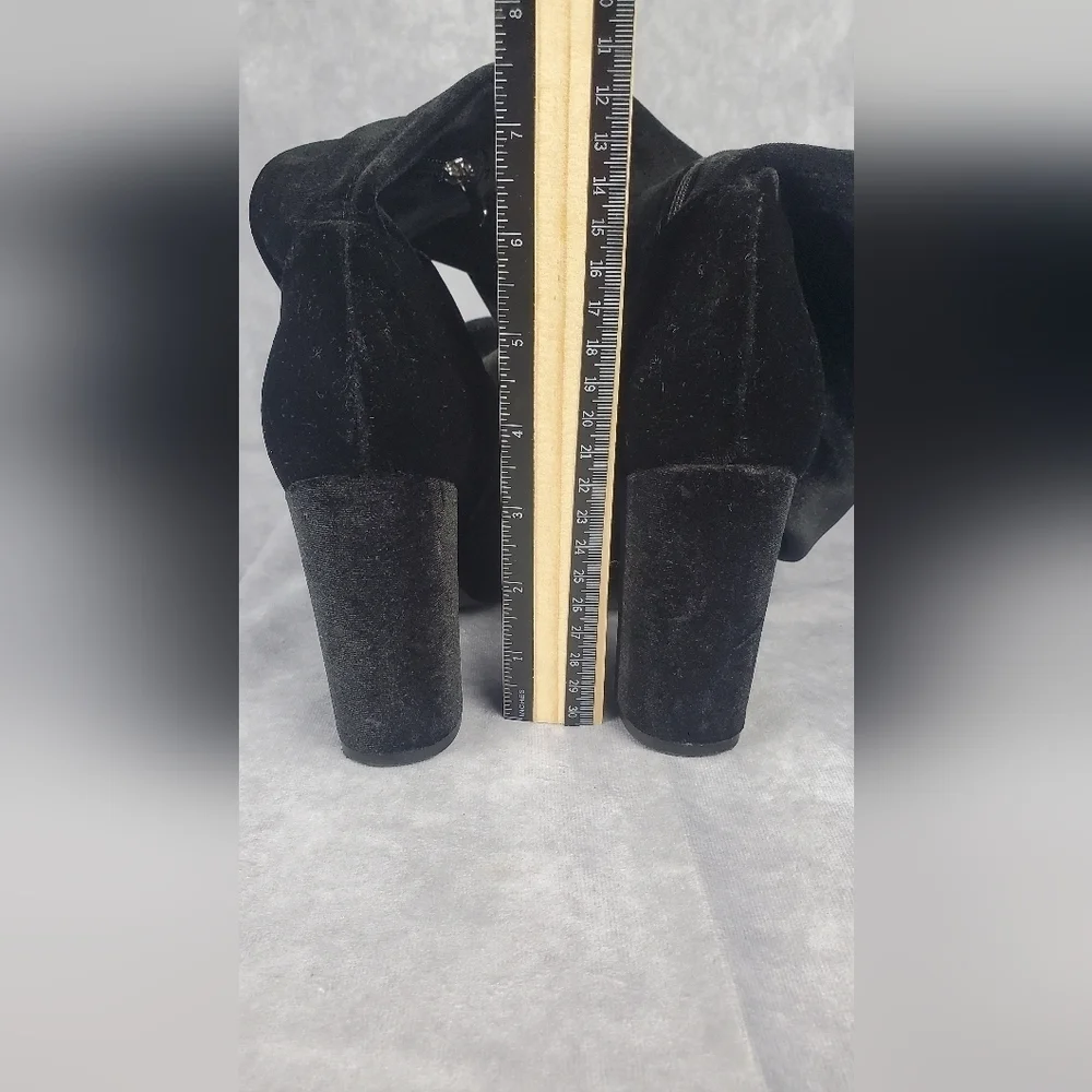 Authentic Suede Marc‎ Fisher Over the knee Black boots Women's Size 6 M